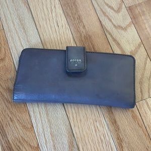 Fossil Grey Leather Wallet